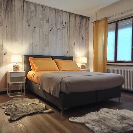 Valtellina -La Casina Sondrio Villa Exterior foto